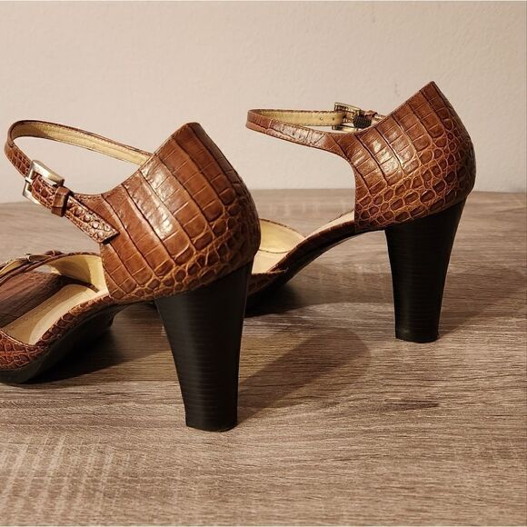 ANNA TAYLOR WOMEN'S SANDALS BROWN COLOR LEATHER UPPER SIZE 7 1/2 - Picture 2 of 4